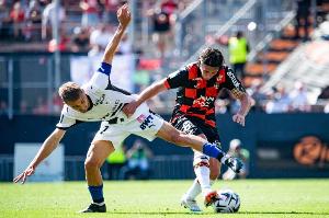 科莫利：已与DV9约定赛季结束再谈续约；冬窗目前还没特别计划